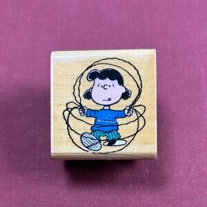 Vintage Style- Lucy Jumping Rope A405-C Peanuts preowned Rubber Stamp 1.75x1.75"